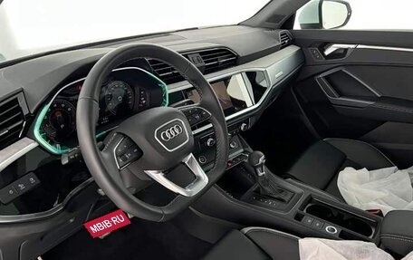 Audi Q3, 2023 год, 3 863 000 рублей, 13 фотография