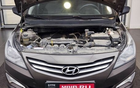 Hyundai Solaris II рестайлинг, 2015 год, 899 000 рублей, 11 фотография