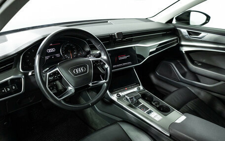 Audi A6, 2021 год, 4 400 000 рублей, 11 фотография