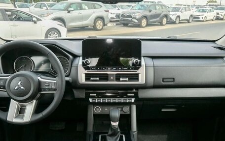 Mitsubishi L200, 2025 год, 4 750 000 рублей, 16 фотография