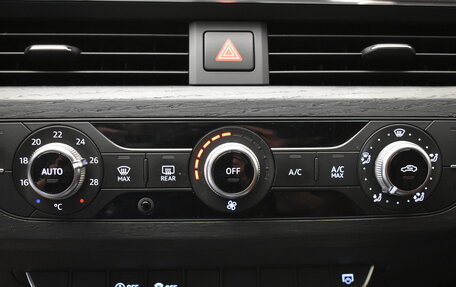 Audi A4, 2017 год, 1 875 000 рублей, 16 фотография