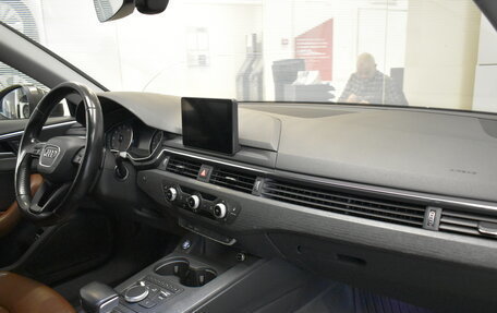 Audi A4, 2017 год, 1 875 000 рублей, 21 фотография