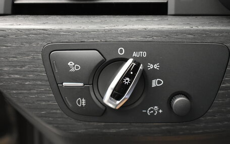 Audi A4, 2017 год, 1 875 000 рублей, 12 фотография