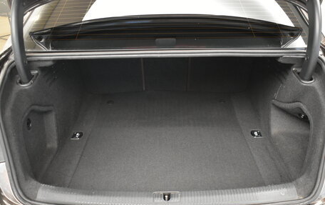 Audi A4, 2017 год, 1 875 000 рублей, 24 фотография