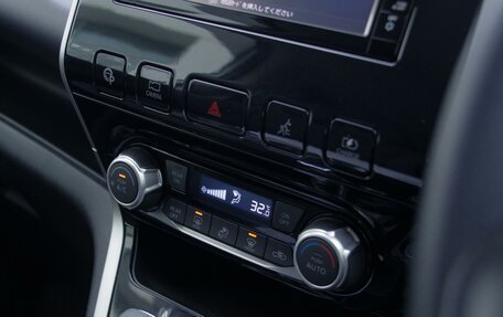 Nissan Serena IV, 2019 год, 2 039 000 рублей, 17 фотография