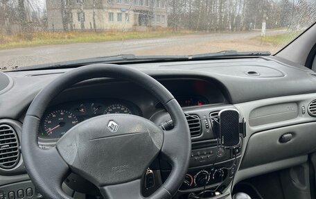 Renault Scenic III, 2002 год, 350 000 рублей, 11 фотография