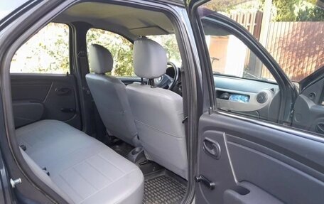 Renault Logan I, 2010 год, 568 000 рублей, 11 фотография