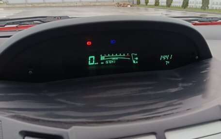 Toyota Yaris III рестайлинг, 2006 год, 590 000 рублей, 8 фотография