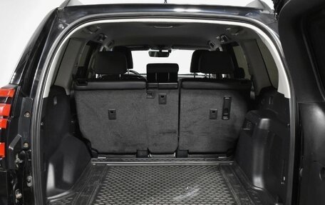 Toyota Land Cruiser Prado 150 рестайлинг 2, 2018 год, 4 390 000 рублей, 22 фотография