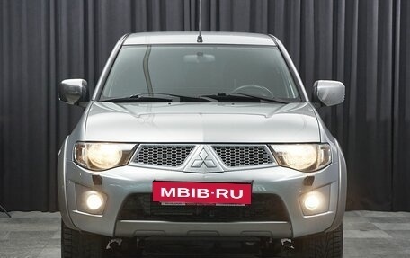 Mitsubishi L200 IV рестайлинг, 2011 год, 1 198 000 рублей, 2 фотография