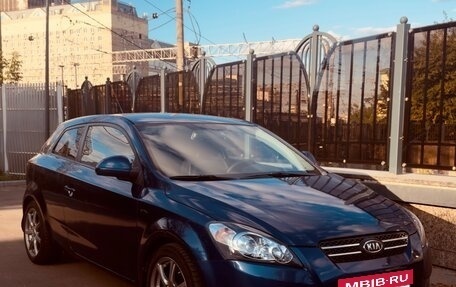 KIA cee'd I рестайлинг, 2008 год, 800 000 рублей, 7 фотография