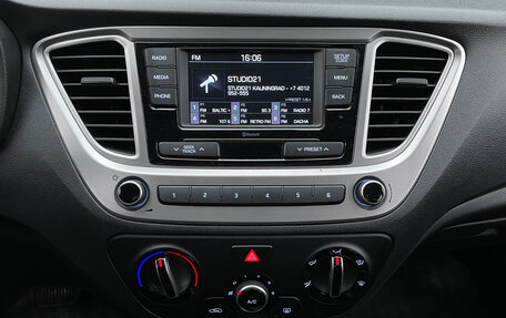 Hyundai Solaris II рестайлинг, 2021 год, 1 670 000 рублей, 13 фотография