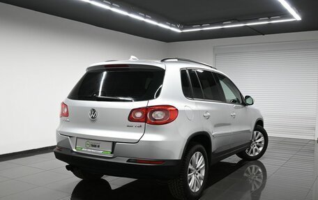 Volkswagen Tiguan I, 2009 год, 895 000 рублей, 2 фотография