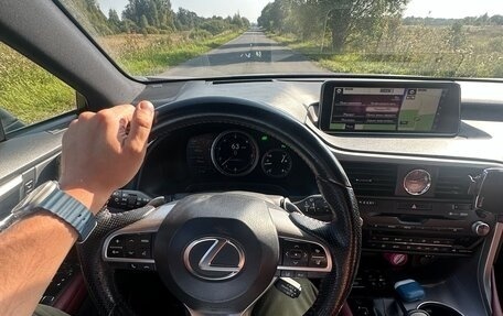 Lexus RX IV рестайлинг, 2016 год, 3 500 000 рублей, 15 фотография