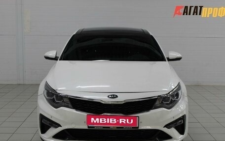 KIA Optima IV, 2020 год, 1 770 000 рублей, 2 фотография