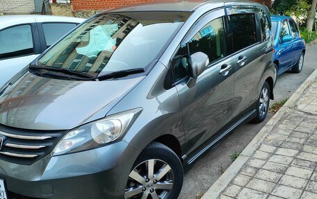 Honda Freed I, 2010 год, 1 090 000 рублей, 1 фотография