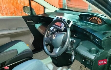 Honda Freed I, 2010 год, 1 090 000 рублей, 6 фотография