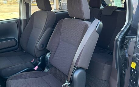 Toyota Spade, 2013 год, 1 075 000 рублей, 11 фотография