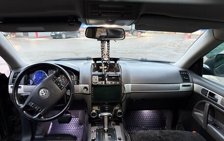 Volkswagen Touareg III, 2009 год, 1 050 000 рублей, 12 фотография