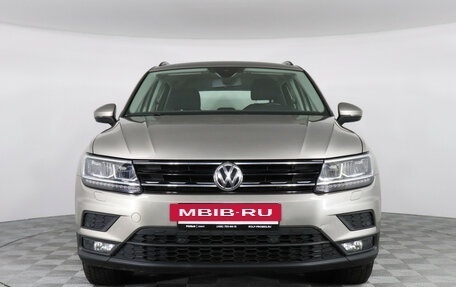 Volkswagen Tiguan II, 2020 год, 2 650 000 рублей, 2 фотография