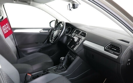 Volkswagen Tiguan II, 2020 год, 2 650 000 рублей, 10 фотография