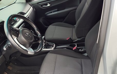 KIA Rio IV, 2020 год, 1 700 000 рублей, 6 фотография