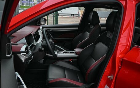 Geely Coolray I, 2022 год, 1 780 000 рублей, 10 фотография