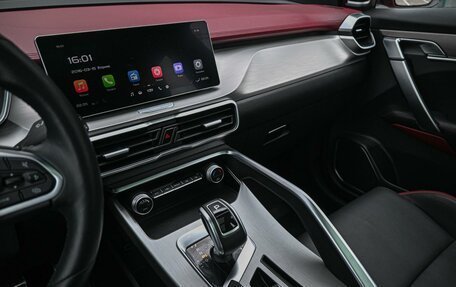 Geely Coolray I, 2022 год, 1 780 000 рублей, 23 фотография