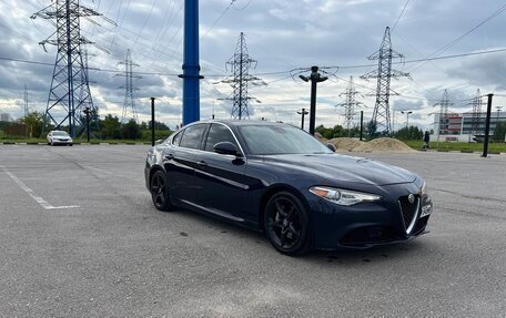 Alfa Romeo Giulia II, 2016 год, 2 100 000 рублей, 5 фотография