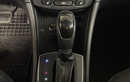 Hyundai Solaris II рестайлинг, 2015 год, 860 000 рублей, 13 фотография