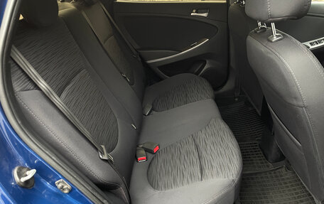 Hyundai Solaris II рестайлинг, 2015 год, 860 000 рублей, 18 фотография