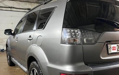 Mitsubishi Outlander III рестайлинг 3, 2011 год, 960 000 рублей, 7 фотография