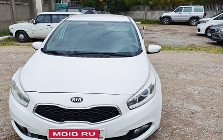 KIA cee'd III, 2015 год, 1 000 000 рублей, 2 фотография