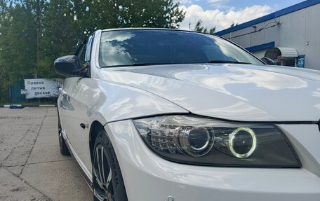 BMW 3 серия, 2011 год, 1 350 000 рублей, 2 фотография