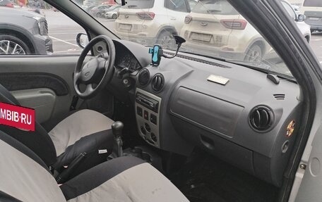 Renault Logan I, 2006 год, 170 000 рублей, 5 фотография