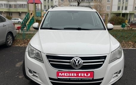 Volkswagen Tiguan I, 2010 год, 970 000 рублей, 3 фотография