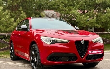 Alfa Romeo Stelvio, 2021 год, 3 690 000 рублей, 14 фотография