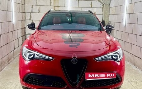 Alfa Romeo Stelvio, 2021 год, 3 690 000 рублей, 28 фотография