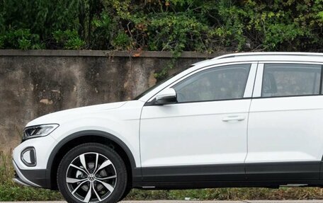 Volkswagen T-Roc I, 2025 год, 2 850 000 рублей, 5 фотография