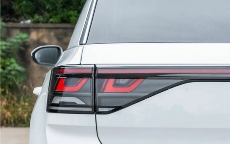 Volkswagen T-Roc I, 2025 год, 2 850 000 рублей, 8 фотография