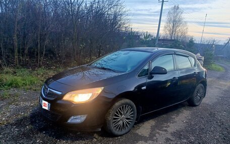 Opel Astra J, 2010 год, 515 000 рублей, 3 фотография