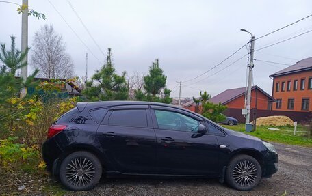 Opel Astra J, 2010 год, 515 000 рублей, 13 фотография