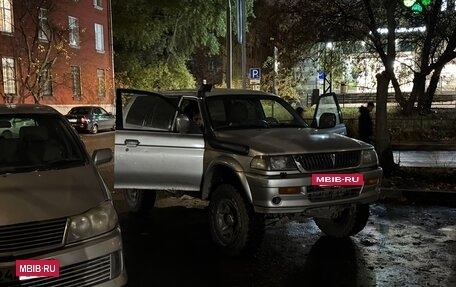 Mitsubishi Pajero Sport II рестайлинг, 1999 год, 500 000 рублей, 24 фотография