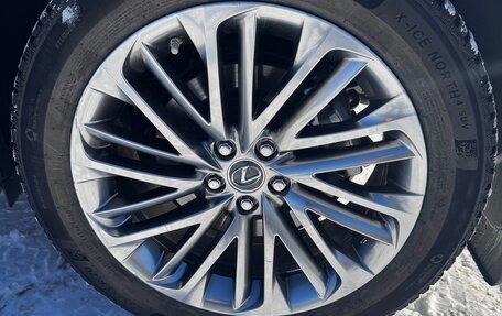 Lexus RX IV рестайлинг, 2021 год, 7 950 000 рублей, 7 фотография