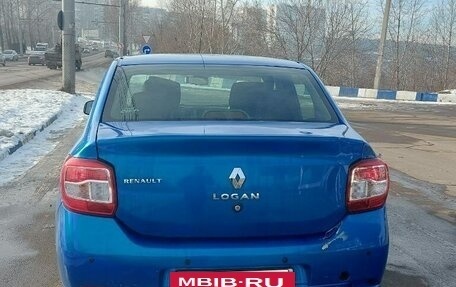 Renault Logan II, 2018 год, 585 000 рублей, 3 фотография