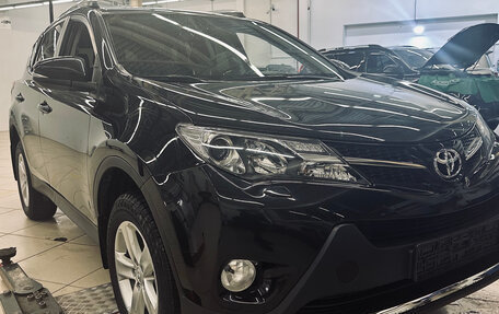 Toyota RAV4, 2013 год, 1 899 000 рублей, 3 фотография