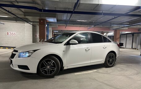 Chevrolet Cruze II, 2011 год, 570 000 рублей, 2 фотография