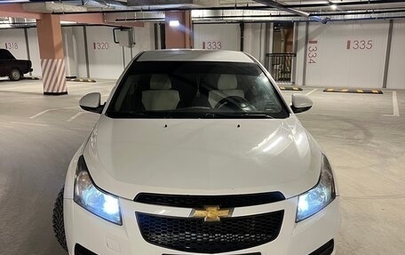 Chevrolet Cruze II, 2011 год, 570 000 рублей, 3 фотография