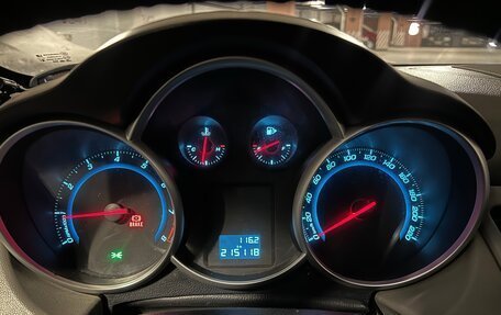 Chevrolet Cruze II, 2011 год, 570 000 рублей, 10 фотография