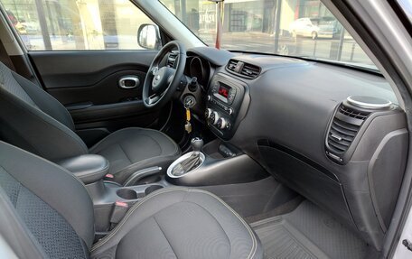 KIA Soul II рестайлинг, 2014 год, 1 244 000 рублей, 13 фотография